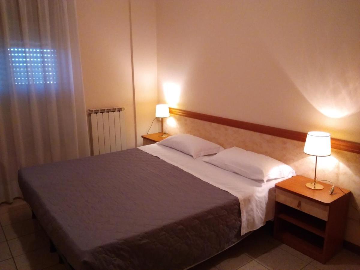 Hotel Rose&Crown كوريدجو المظهر الخارجي الصورة
